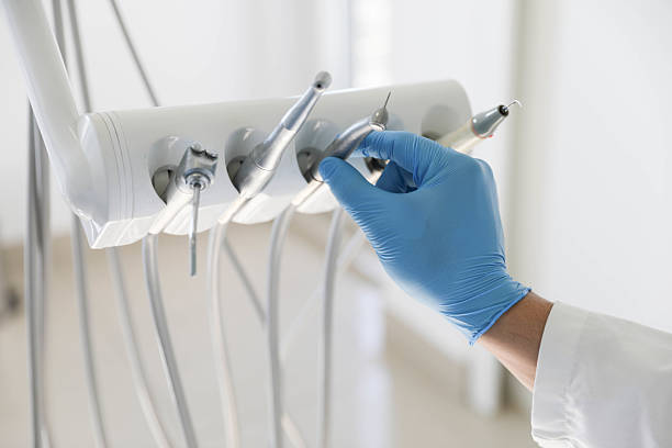 Professional Emergency Dentist technician working in Tignall, GA
